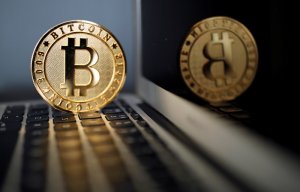 Набиуллина усомнилась в целесообразности легализации криптовалют: «Мы пирамиды, вообще-то, с вами не легализовываем»