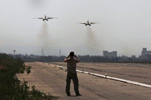 ВКС России уничтожили "флот" ДАИШ на реке Евфрат в Дейр-эз-Зоре