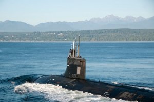 Самая секретная подлодка США подняла пиратский флаг