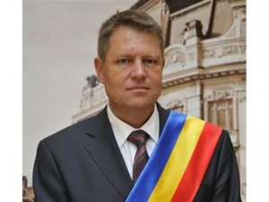 Президент Румынии отменил визит на Украину из-за закона об образовании