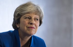 Мэй считает терроризм, киберпреступность и Россию основными угрозами для Европы