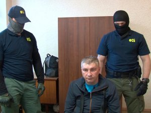 ФСБ сообщила о задержании в Крыму двух украинских шпионов, следивших за Черноморским флотом