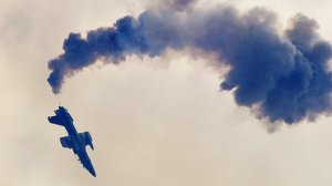 Военный самолет разбился на Украине, пилоты погибли