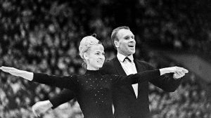 На 82-м году жизни скончалась знаменитая советская фигуристка Людмила Белоусова