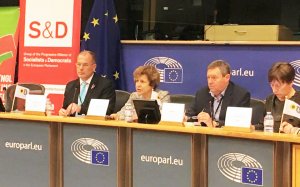 РЕПОРТАЖ Европе объяснили, кто в неё идёт  В Брюсселе состоялась наша конференция по нарушению прав человека на Украине