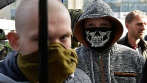 Украине поздно выводить нацистов: они уже главные