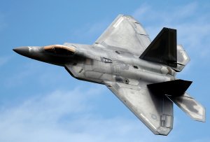 Как Россия пытается сделать американские F-22 и F-35 устаревшими, как линкоры