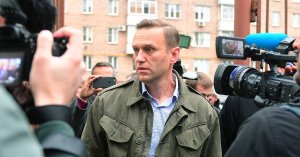 Журналисты "Дождя" раскритиковали Навального за хамство и снобизм