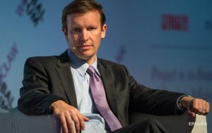 Сенатор США: Россия использует коррупцию в Украине