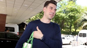 [Звездун] Сраные зрители, или Что случилось с Дмитрием Дюжевым? Об откровениях актёра и режиссёра, которому резко разонравилась отечественная публика. «Каков поп, таков и приход»