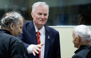 Бывший командующий армией боснийских сербов Младич приговорен к пожизненному сроку