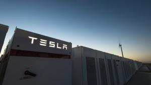 У Elon Musk было 100 дней, чтобы построить самую большую в мире батарею. Он её построил