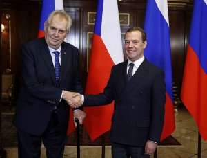 Публикация на «Звезде» едва не сорвала встречу Дмитрия Медведева и Милоша Земана
