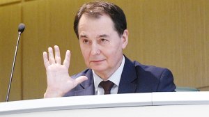 Медведев освободил от должности замглавы Минтранса Окулова