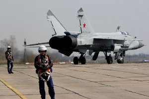 Россия под гнётом санкций: запустит арабов в космос и поможет качать нефть