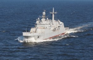 БДК «Иван Грен» вышел в море для государственных испытаний