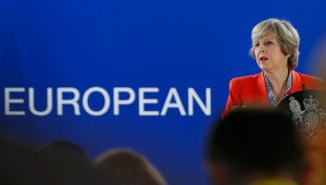 Юнкер и Мэй не смогли договориться по Brexit