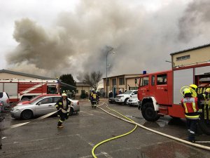 Взрыв в Австрии вызвал перебои с поставками газа из РФ в Европу. В Великобритании цены на газ взлетели до восьмилетнего максимума
