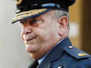 Начальник британского Генштаба предупредил об угрозе со стороны России для трансатлантических кабелей