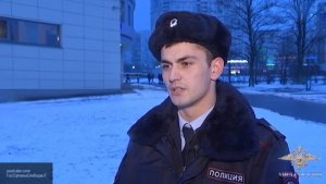 Сержант полиции  спас пассажира, упавшего под поезд в метро