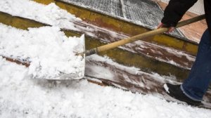 Жителей Улан-Удэ оштрафовали за снег, который они  убрали по просьбе мэра
