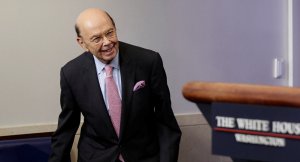 Офшорная компания главы минторга США перевозила  российский  газ  для ЕС