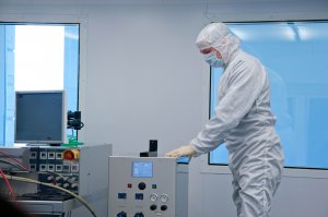 Институт физики полупроводников им. А. В. Ржанова СО РАН совместно с ЗАО «Экран ФЭП» создали новый тип вакуумного фотодиода