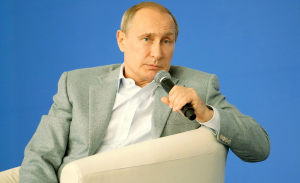 Иностранцы: «на самом деле Путин знает несколько языков, но молчит и смеется над западными лидерами»