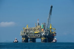 Венесуэла направляет на обеспечение собственной криптовалюты 5 млрд баррелей нефти
