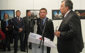 Организатор фотовыставки в Турции арестован по делу убийства российского посла
