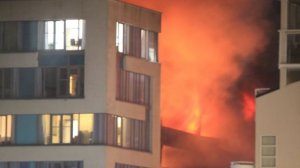 Пожар уничтожил 1400 автомобилей в Ливерпуле