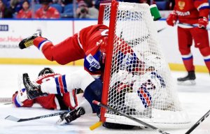 Россия проиграла США в 1/4 финала молодёжного ЧМ по хоккею Короткая ссылка 06:35