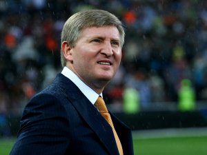 Суд на Кипре заморозил активы украинского олигарха Ахметова на 820 млн долларов