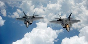 Россия получила "кладезь" информации о F-22, считает американский генерал