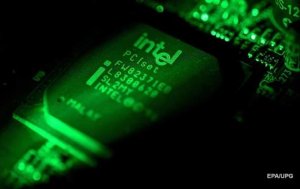 (дырявых не заказывали) На Intel подают в суд из-за уязвимостей в процессорах