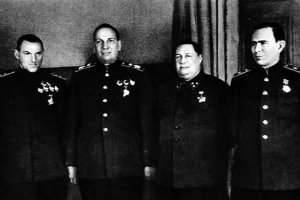 75 лет назад нашей армии были возвращены погоны и офицеры