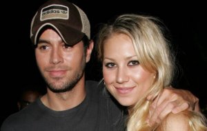 "Мое солнышко": Анна Курникова и Энрике Иглесиас впервые показали детей