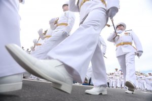 Про довольствие Жалованье военнослужащих и выплаты отставникам выросли с января