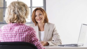 Искусственный интеллект, научившись болтать, построил отношения лучше людей