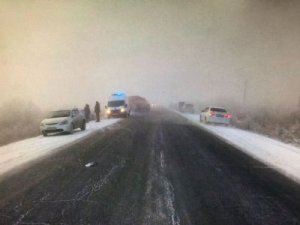 Аварии на трассах России за сутки с 21 по 22 января - дайджест