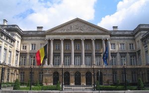 В парламент Бельгии внесли резолюцию об отмене санкций против России