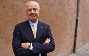 Источник: де Мистура вместе со всем своим аппаратом офиса в Женеве  переехал в Сочи