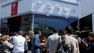 Американская компания Tesla отчиталась о рекордных убытках