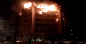 Майнер спалил многоквартирный дом в Приморье и сбежал с системными блоками
