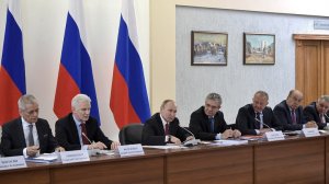 Владимир Путин с недоумением отнёсся к информации о гонорарах учёных, занимающихся преподавательской деятельностью