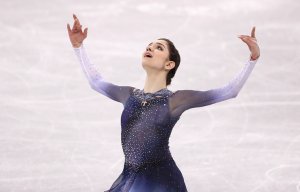 Российская фигуристка Евгения Медведева с мировым рекордом выиграла короткую программу в командном турнире Олимпиады