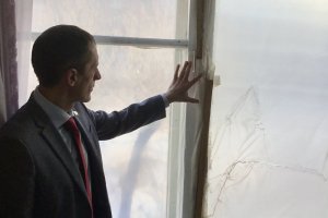 В Красноярске лишилась должности директор, требовавшая наказать ученика за снимки замерзающей школы