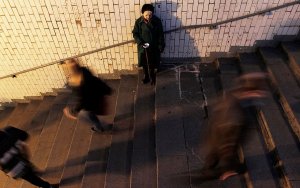 Деньги на жизнь. Как микрозаймы помогают бороться с бедностью (???)