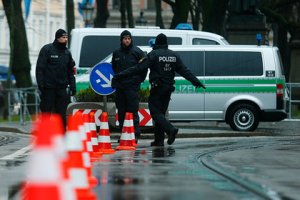 Российский пенсионер порезал трех мигрантов в Германии