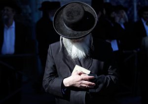 Раввины предложили составлять списки "сомнительных евреев". На очереди составление списков "сомнительных раввинов"